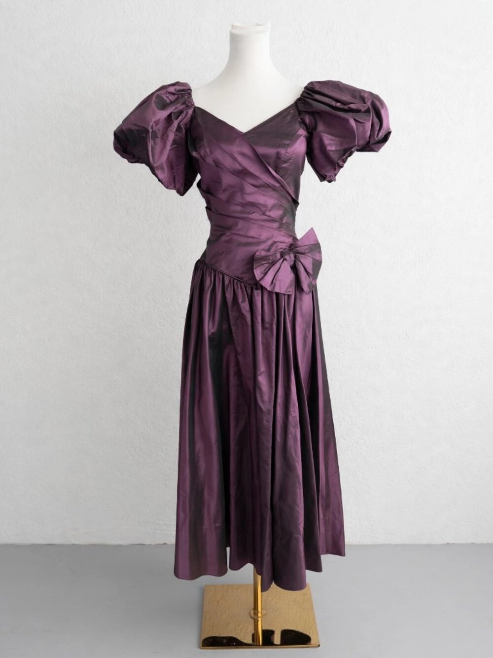Vintage Frédérique Iridescent Purple Taffeta Gown Puff Sleeves S Whimsygoth